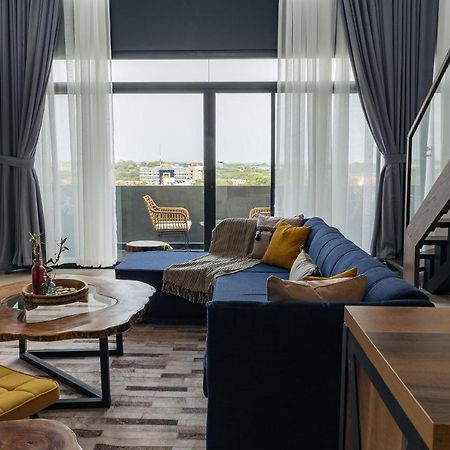The Avery Loft At Embassy Gardens, Cantonments Аккра Экстерьер фото